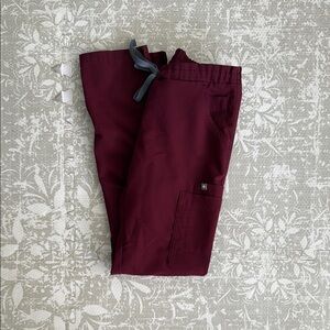 Figs Yola Skinny Scrub Pants. Technical Collection Scrub Pants